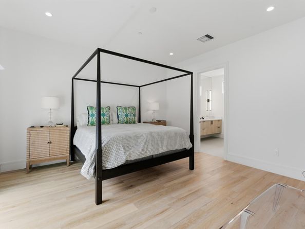 1959 Dock Street, West Palm Beach FL 33401