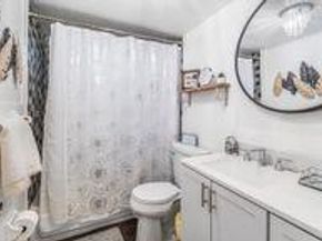 7460 NW 16th St, Plantation FL 33313