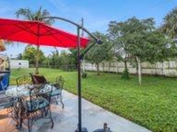 7460 NW 16th St, Plantation FL 33313