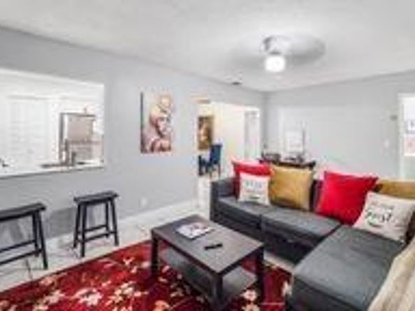 7460 NW 16th St, Plantation FL 33313