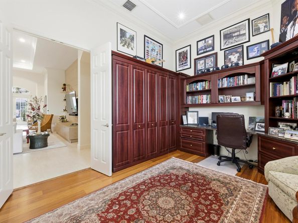 122 Siesta Way, Palm Beach Gardens FL 33418