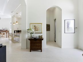 122 Siesta Way, Palm Beach Gardens FL 33418