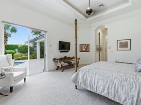 122 Siesta Way, Palm Beach Gardens FL 33418