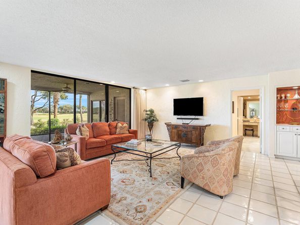 5 Eastgate Drive A, Boynton Beach FL 33436