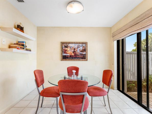 5 Eastgate Drive A, Boynton Beach FL 33436