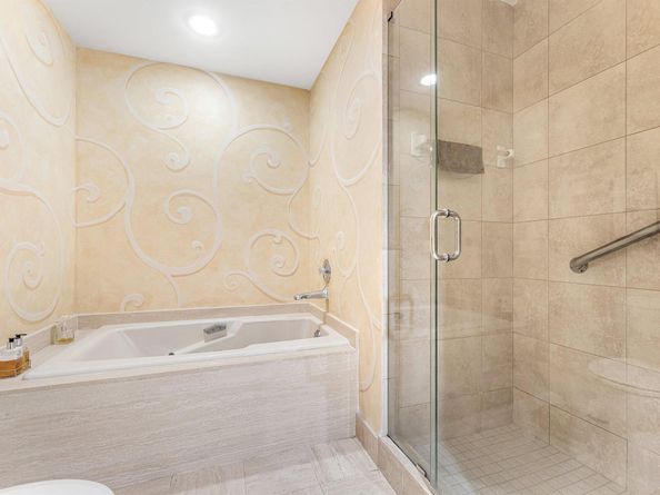 5 Eastgate Drive A, Boynton Beach FL 33436