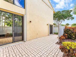 5 Eastgate Drive A, Boynton Beach FL 33436