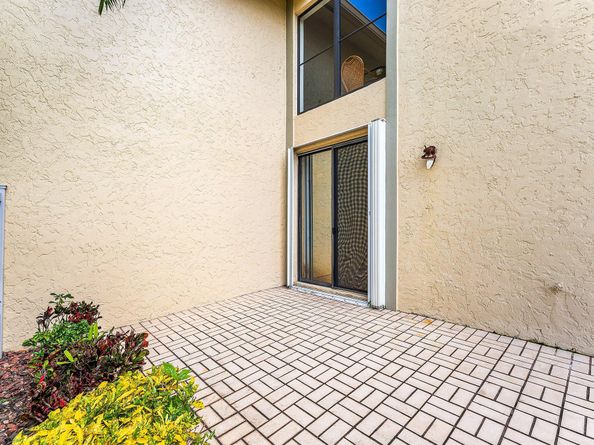 5 Eastgate Drive A, Boynton Beach FL 33436