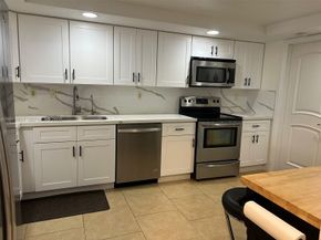 9894 Fairway Cove Lane, Plantation FL 33324