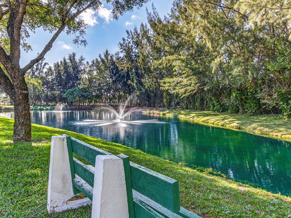 2551 W Golf Boulevard 209, Pompano Beach FL 33064