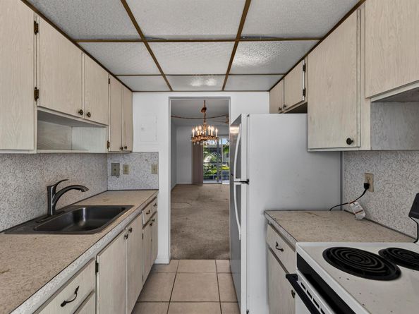 2551 W Golf Boulevard 209, Pompano Beach FL 33064