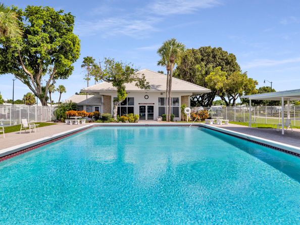 2551 W Golf Boulevard 209, Pompano Beach FL 33064