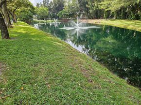 2551 W Golf Boulevard 209, Pompano Beach FL 33064