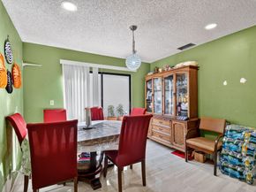 2 Cambridge Place, Boynton Beach FL 33426