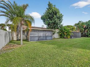 2 Cambridge Place, Boynton Beach FL 33426