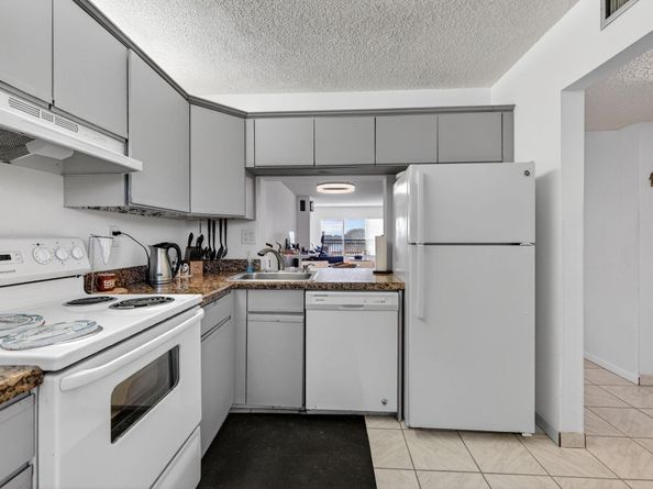 3000 NW 42nd Avenue B404, Coconut Creek FL 33066