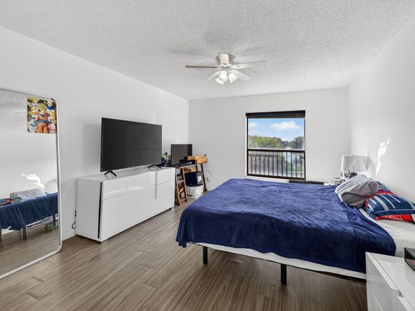 3000 NW 42nd Avenue B404, Coconut Creek FL 33066