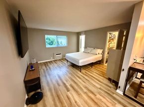 1204 S Lake Drive E 3, Lantana FL 33462