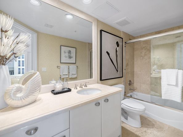 333 Las Olas Way 1610, Fort Lauderdale FL 33301