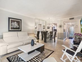 9281 Sunrise Lakes Blvd 101, Sunrise FL 33322