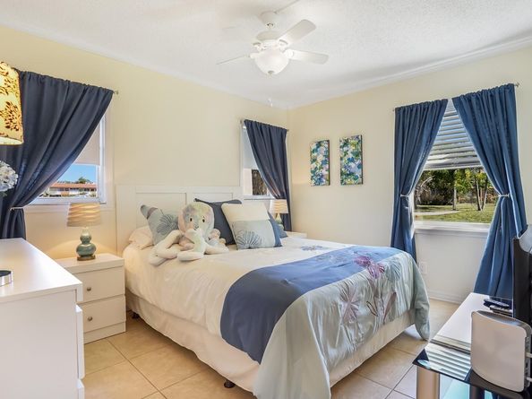 9281 Sunrise Lakes Blvd 101, Sunrise FL 33322