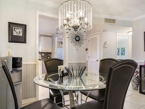 9281 Sunrise Lakes Blvd 101, Sunrise FL 33322