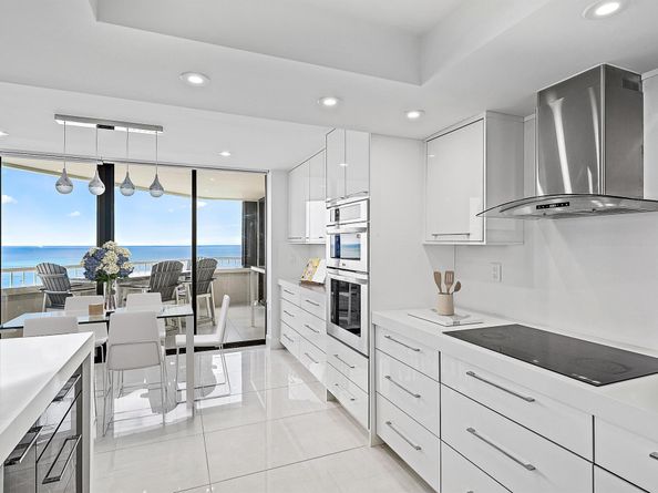 5080 N Ocean Drive 12b, Singer Island FL 33404