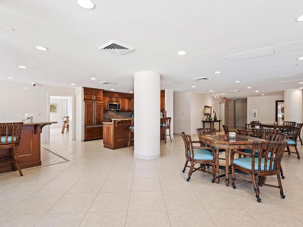 5080 N Ocean Drive 12b, Singer Island FL 33404