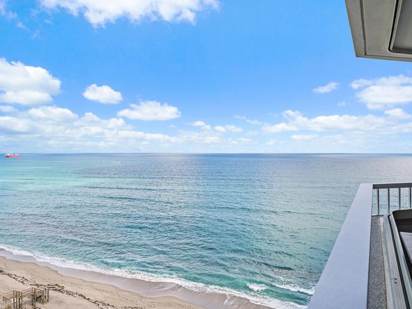 5080 N Ocean Drive 12b, Singer Island FL 33404