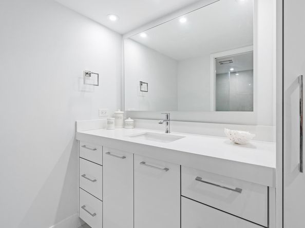 5080 N Ocean Drive 12b, Singer Island FL 33404