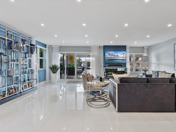 615 Bayshore Dr 106, Fort Lauderdale FL 33304