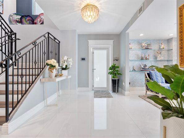 615 Bayshore Dr 106, Fort Lauderdale FL 33304