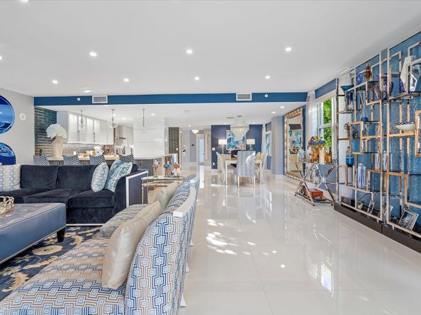 615 Bayshore Dr 106, Fort Lauderdale FL 33304