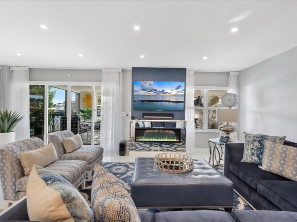 615 Bayshore Dr 106, Fort Lauderdale FL 33304