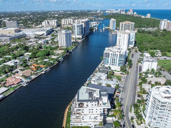 615 Bayshore Dr 106, Fort Lauderdale FL 33304