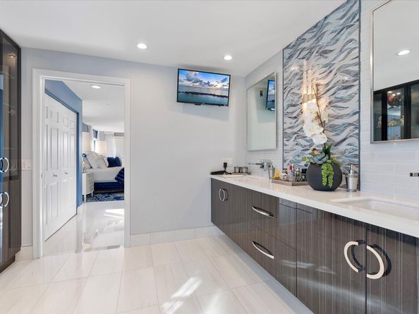 615 Bayshore Dr 106, Fort Lauderdale FL 33304