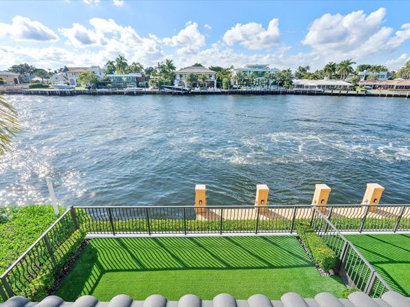 615 Bayshore Dr 106, Fort Lauderdale FL 33304