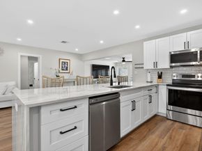 801 SE 9th Ave, Deerfield Beach FL 33441