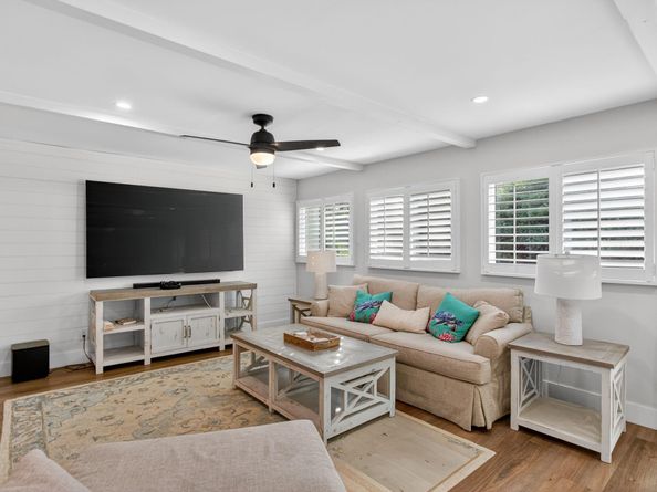 801 SE 9th Ave, Deerfield Beach FL 33441