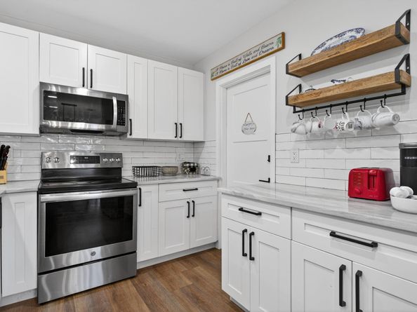 801 SE 9th Ave, Deerfield Beach FL 33441