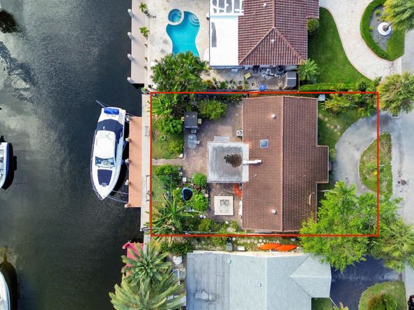 2576 SE 14th Street, Pompano Beach FL 33062