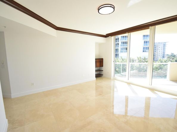 1063 Hillsboro Mile 301, Hillsboro Beach FL 33062