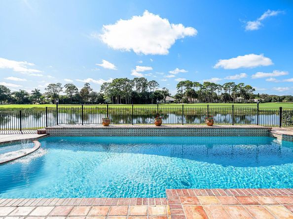 22 Marlwood Lane, Palm Beach Gardens FL 33418