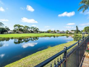 22 Marlwood Lane, Palm Beach Gardens FL 33418