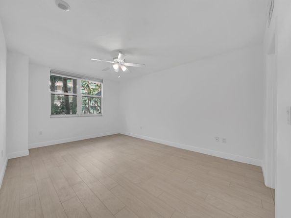 625 Casa Loma Boulevard 207, Boynton Beach FL 33435