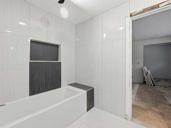 2026 NE 32nd Ave, Fort Lauderdale FL 33305