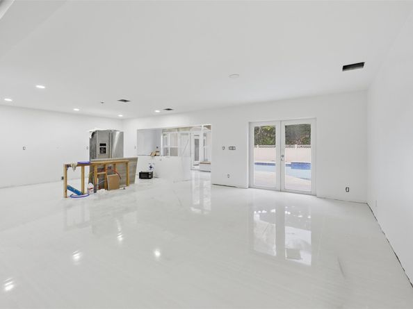 2026 NE 32nd Ave, Fort Lauderdale FL 33305