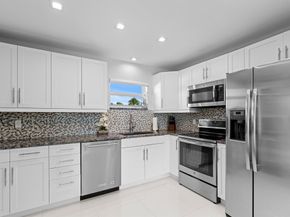 2211 Las Casitas Drive, Wellington FL 33414