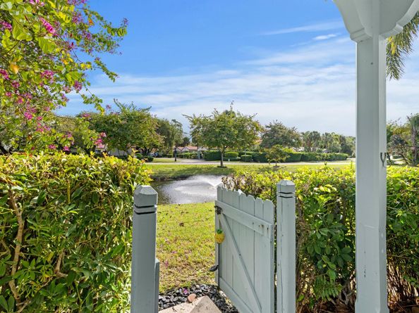 2211 Las Casitas Drive, Wellington FL 33414