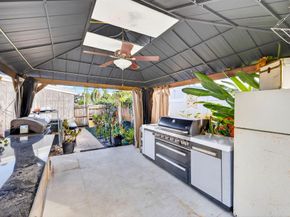 2673 NW 59th Ave, Margate FL 33063